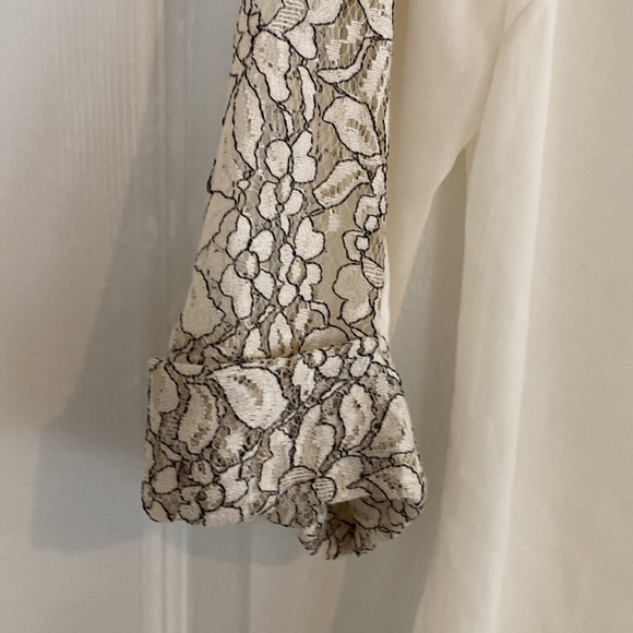 WAREHOUSE UK BRAND NWT Ivory and lace detail blouse Size USA 4/S - Picture 4 of 9